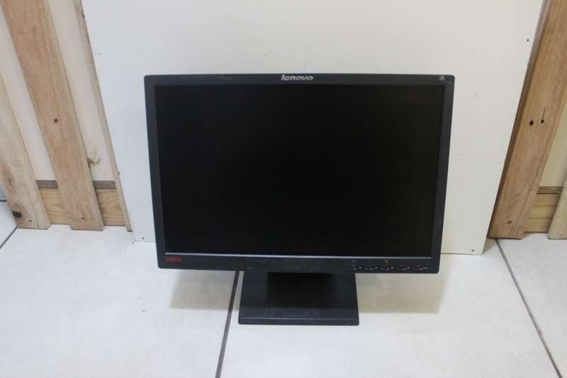 Lenovo 19 inch Monitor